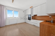 Prodej bytu 3+kk, 75 m2, OV, Kladno, ul. V��ova