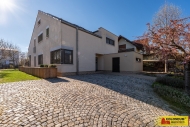 Prodej samostatn�ho RD, 287 m2, B�lovice nad Svitavou (okres Brno-venkov)