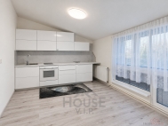 Prodej bytu 2+1, 52 m2, OV, Hostou� (okres Kladno), ul. U Tvrze