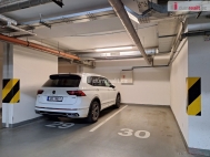 Pron�jem objektu, Praha 10, Stra�nice