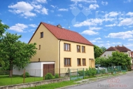 Prodej komer�n�ho objektu , Studen� (okres Jind�ich�v Hradec) - exkluzivn�