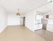Prodej bytu 3+1, 73 m2, OV, Praha 9, Horn� Po�ernice, ul. B�lu�sk�