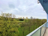 Pron�jem bytu 2+kk, 48 m2, OV, Praha 8, Kobylisy, ul. T�ebenick�