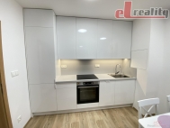 Pron�jem bytu 1+kk, 29 m2, OV, Hranice, Hranice I-M�sto (okres P�erov), ul. Ji��ho z Pod�brad - exkluzivn�