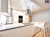 Pron�jem bytu 4+kk, 103 m2, OV, Praha 10, Horn� M�cholupy, ul. Modensk�