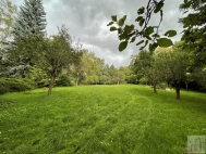 Prodej pozemku 5 667 m2, ur�en� k v�stavb� RD, Praha 9, Hloub�t�n
