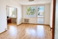 Prodej bytu 3+1, 72 m2, OV, Praha 9, Prosek, ul. Lovosick�