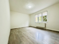 Prodej bytu 2+1, 53 m2, OV, Praha 10, Stra�nice, ul. Krupsk�