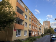 Prodej bytu 3+1, 67 m2, OV, Karlovy Vary, Star� Role, ul. Okru�n� - exkluzivn�