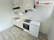 Pron�jem bytu 1+kk, 30 m2, OV, Praha 5, Sm�chov, ul. Moul�kova
