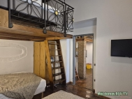 Pron�jem n�jemn�ho domu, Praha 8, Karl�n