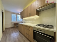 Prodej bytu 3+1, 72 m2, OV, B�eclav, ul. Slov�ck�