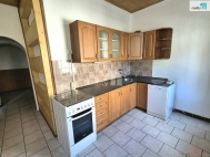 Prodej bytu 4+1, 114 m2, OV, A� (okres Cheb), ul. Jate�n�