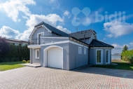 Pron�jem samostatn�ho RD, 189 m2, Zlat� (okres Praha-v�chod) - exkluzivn�