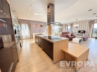 Pron�jem bytu 3+kk, 153 m2, OV, Plze�, Ji�n� P�edm�st� (okres Plze�-m�sto), ul. U Borsk�ho parku