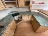 Pron�jem bytu 2+kk, 68 m2, OV, Praha 10, Stra�nice, ul. N�zovsk�