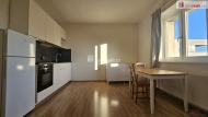 Pron�jem bytu 2+kk, 37 m2, OV, Praha 9, Libe�, ul. Na str�i