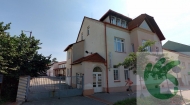 Pron�jem komer�n�ho objektu : Administrativn� b., M�ln�k