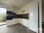 Prodej samostatn�ho RD, 378 m2, Neveklov, Neb�ich (okres Bene�ov)