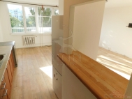 Prodej bytu 3+1, 80 m2, OV, Praha 10, Horn� M�cholupy, ul. Parmsk�
