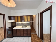 Pron�jem bytu 3+1, 70 m2, DV, Luha�ovice (okres Zl�n), ul. Dru�stevn�