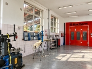 Pron�jem obchodn�ch prostor, Sv�tice (okres Praha-v�chod)