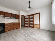 Pron�jem bytu 2+kk, 37 m2, OV, Teplice, Trnovany, ul. Antala Sta�ka