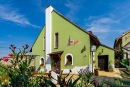 Prodej restaurace, Doln� Dunajovice (okres B�eclav)