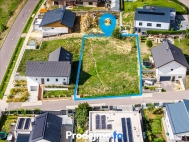 Prodej pozemku , ur�en� k v�stavb� RD, Dob�ice (okres Znojmo)