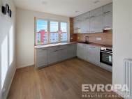 Pron�jem bytu 2+1, 54 m2, DV, Praha 10, Male�ice, ul. Po�ernick�