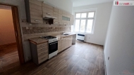 Pron�jem bytu 1+1, 49 m2, OV, D���n, D���n XI-Horn� �leb, ul. Labsk� n�b�.